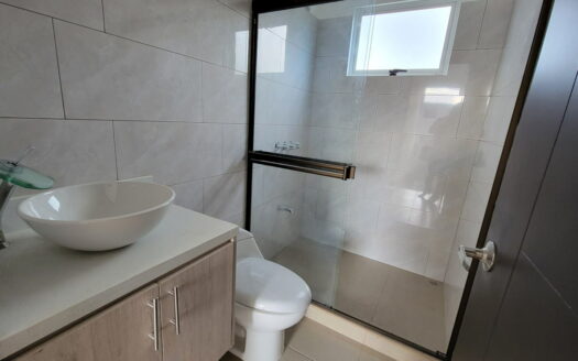 Se venden casas con el mejor precio de la zona y excelentes acabados en Tres Ríos. Cod22849