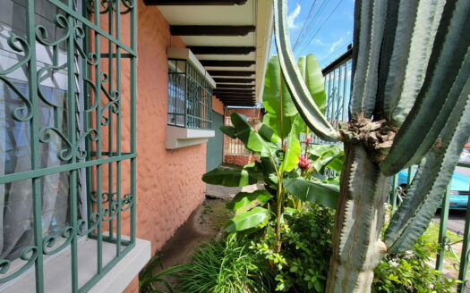 Se vende Casa en Moravia una sola planta cerca de Plaza Lincoln!Cod22814