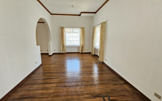 Se vende Hermosa casa en una sola planta en Coronado. Cod 23592.