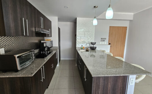 Se alquila hermoso apartamento en condominio Vive Sabanilla. Cod 23675