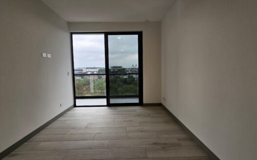 Se alquila hermoso apartamento en condominio Núcleo Sabana piso 12. Cod 24609
