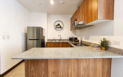 Se vende hermoso apartamento en condominio Curridabat cerca de Gold’s Gym. Cod 24640