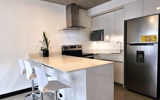 Se alquila hermoso apartamento en condominio Khaya Curridabat. Cod 24653